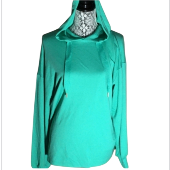 Avia Tops - Size 16-18 Avia Green Athletic workout hoodie